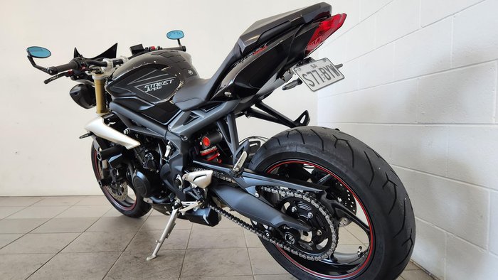 2016 Triumph Street Triple 660 ABS LAMS Street Triple Black