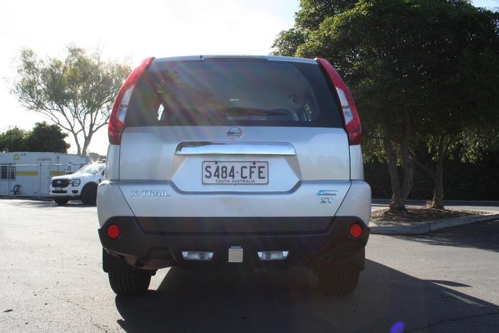 2013 Nissan X-TRAIL ST