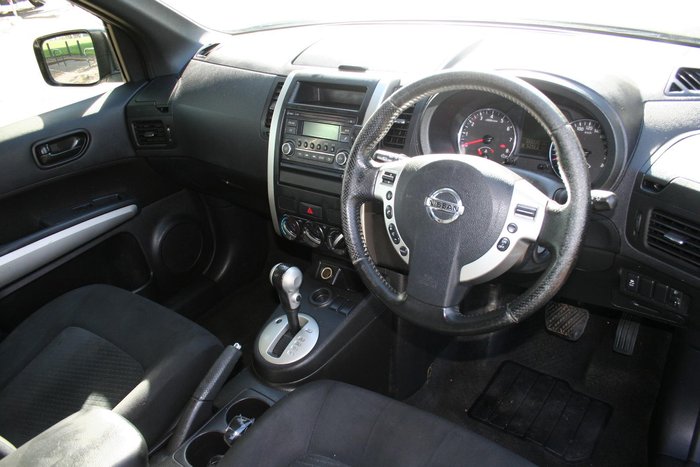 2013 Nissan X-TRAIL ST
