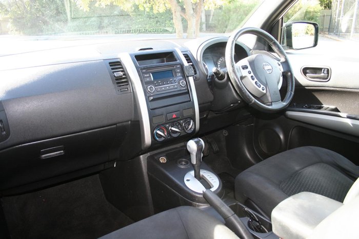 2013 Nissan X-TRAIL ST