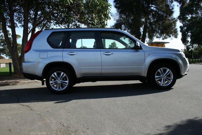 2013 Nissan X-TRAIL ST