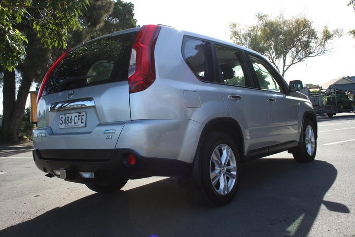 2013 Nissan X-TRAIL ST