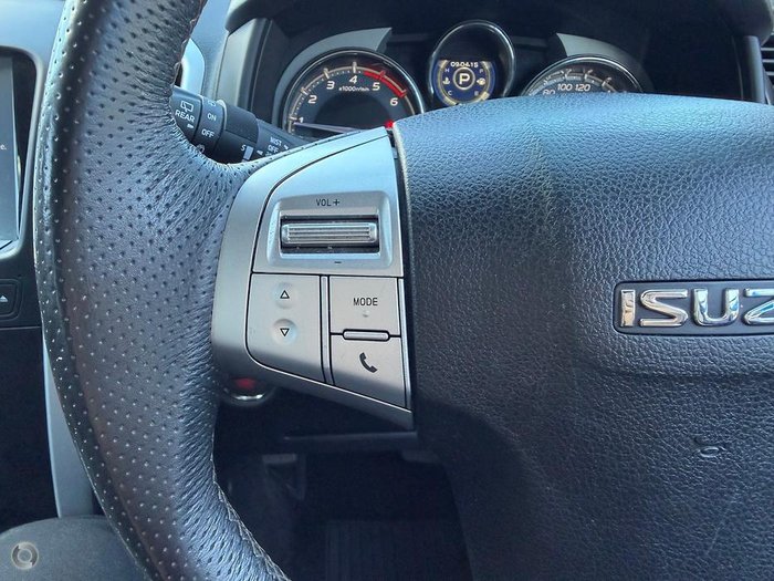 2019 Isuzu MU-X LS-T