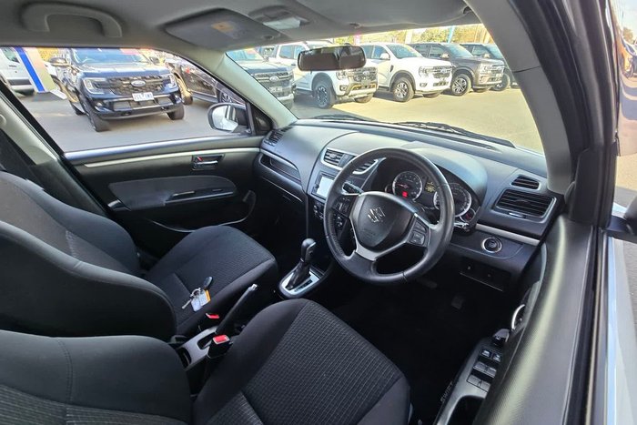 2014 Suzuki Swift GL Navigator