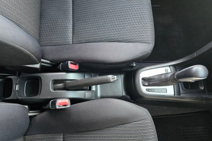 2014 Suzuki Swift GL Navigator