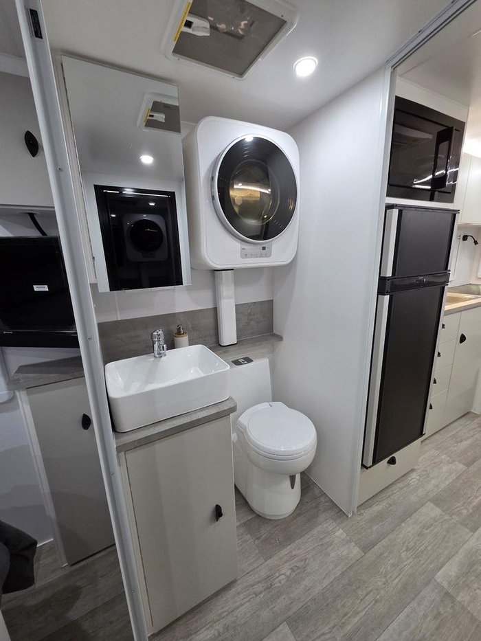 2026 Safari Caravans Tuff Roader20 Rear Club
