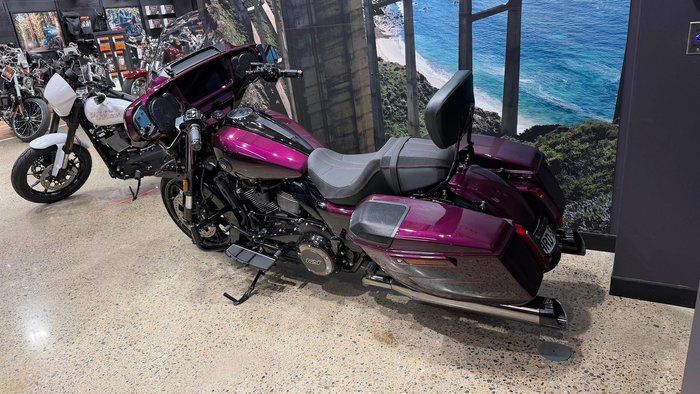 2025 Harley-Davidson CVO Street Glide 121 (FLHXSE) Touring