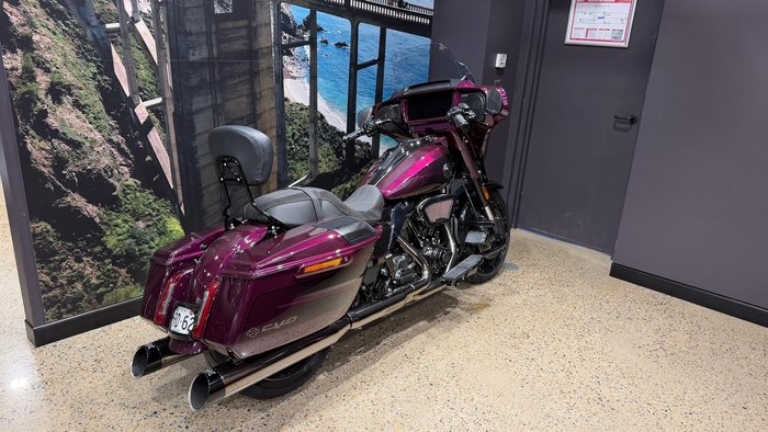 2025 Harley-Davidson CVO Street Glide 121 (FLHXSE) Touring