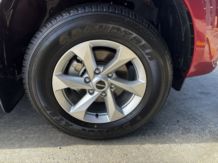 2025 Isuzu MU-X LS-M MY25.5 4X4 Dual Range Magnetic Red Mica