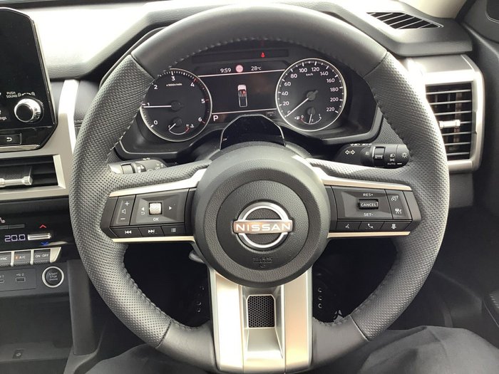 2026 Nissan Navara ST-X