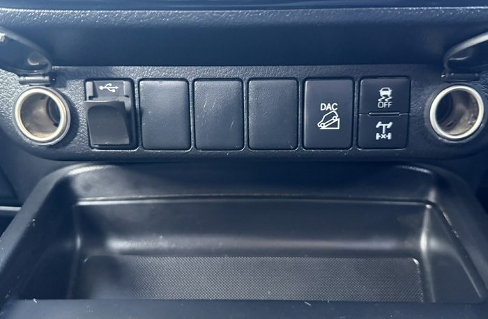 2022 Toyota Hilux SR5 GUN126R 4X4 Dual Range Glacier White