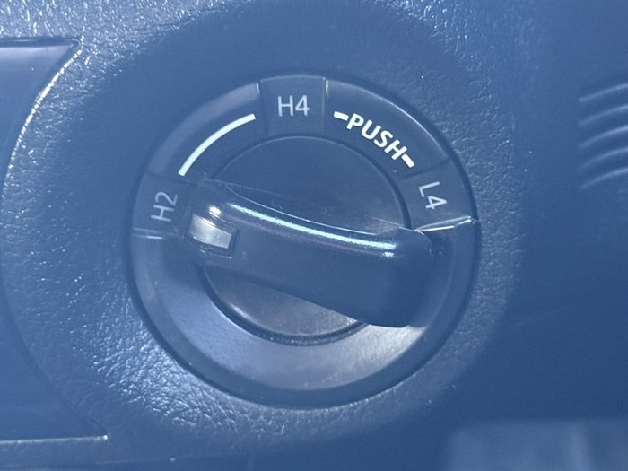2022 Toyota Hilux SR5