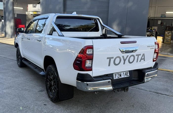 2022 Toyota Hilux SR5 GUN126R 4X4 Dual Range Glacier White