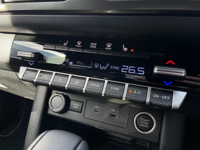 2025 Mitsubishi Triton GSR