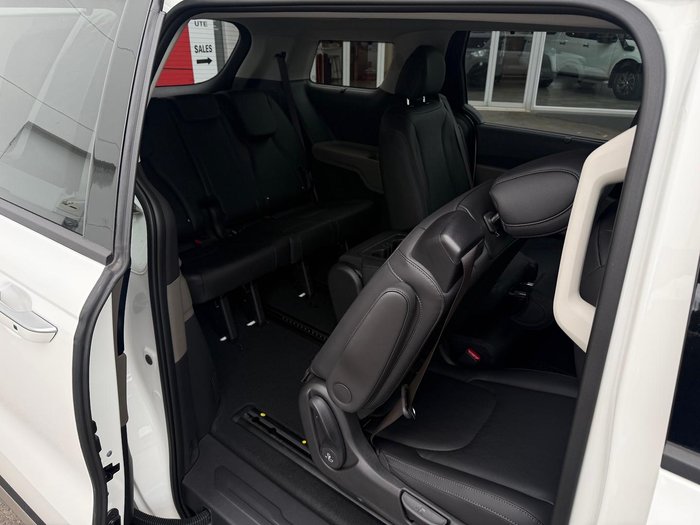 2026 Kia Carnival GT-Line HEV