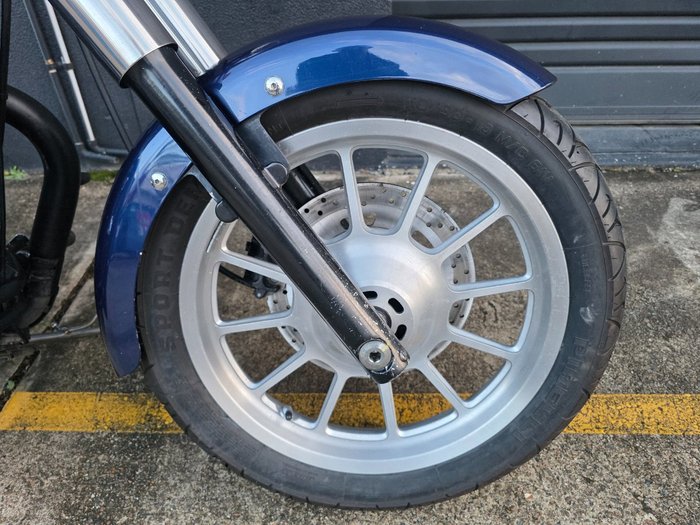 2007 Triumph AMERICA BLUE