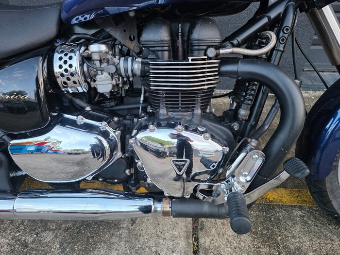 2007 Triumph AMERICA BLUE