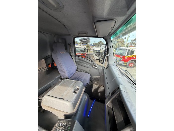 2018 Isuzu Fyj 300-350 Auto