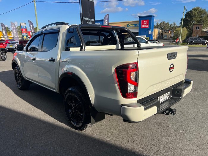 2024 Nissan Navara ST
