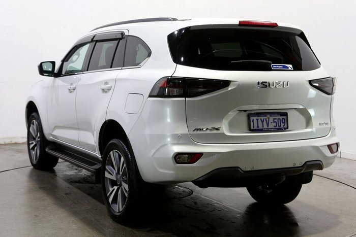 2022 Isuzu MU-X LS-T