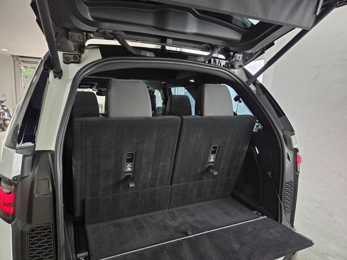 2025 Land Rover Discovery D350 Dynamic HSE