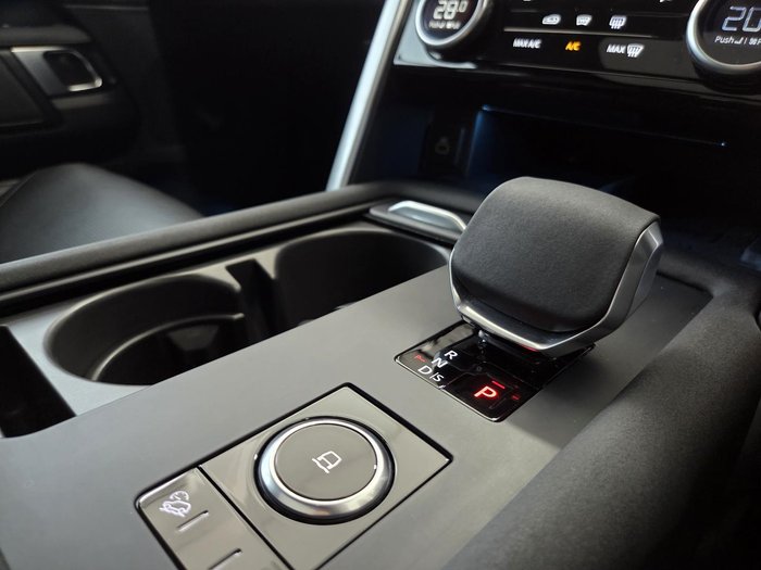 2025 Land Rover Discovery D350 Dynamic HSE