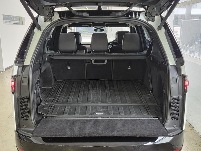 2025 Land Rover Discovery D350 Dynamic HSE