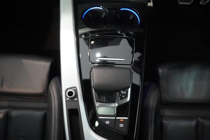2022 Audi A4 45 TFSI S line