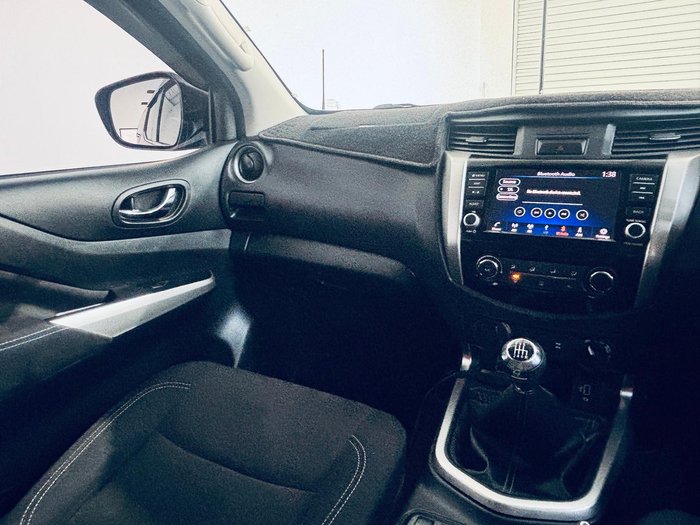 2020 Nissan Navara ST