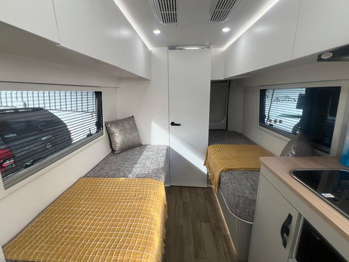 2026 Avan Applause 600-1 Single Beds