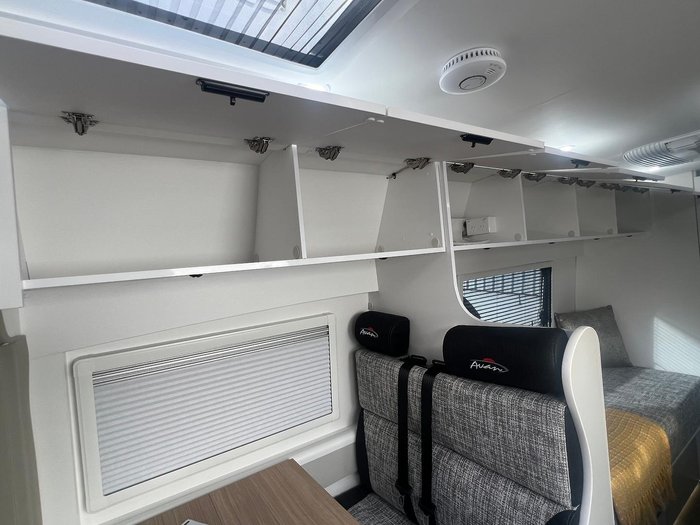 2026 Avan Applause 600-1 Single Beds