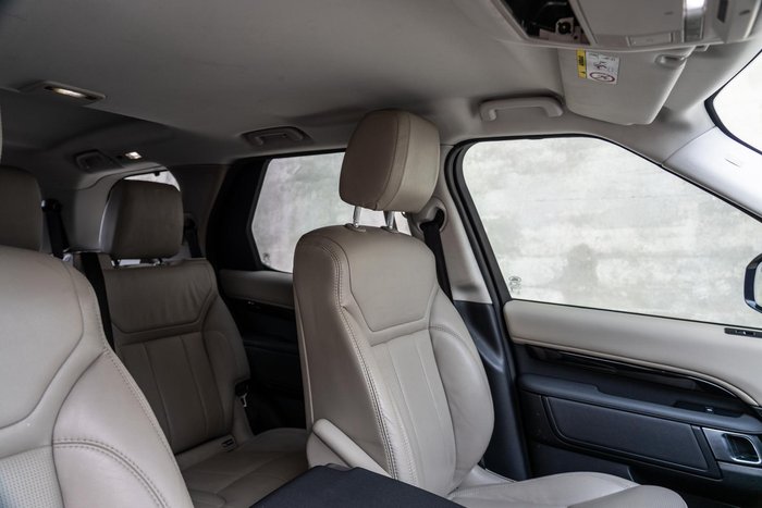 2020 Land Rover Discovery SD4 SE