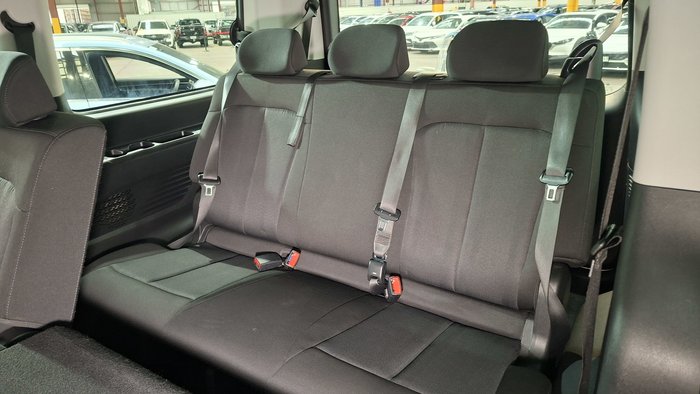 2022 Hyundai STARIA AWD