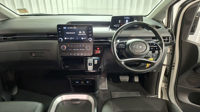 2022 Hyundai STARIA AWD