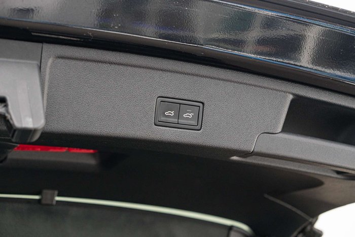 2021 Volkswagen Touareg 210TDI Wolfsburg Edition