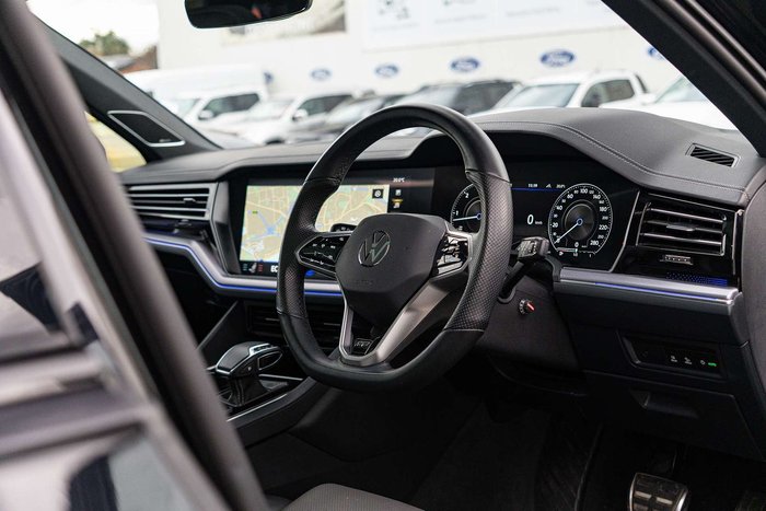 2021 Volkswagen Touareg 210TDI Wolfsburg Edition