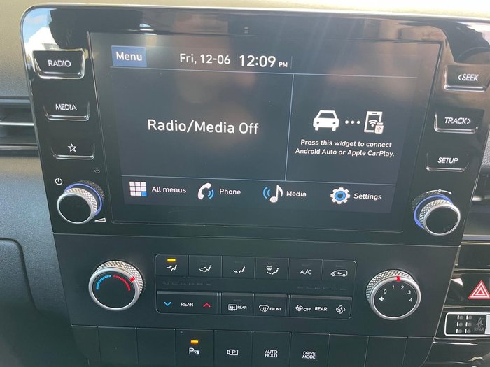 2025 Hyundai STARIA