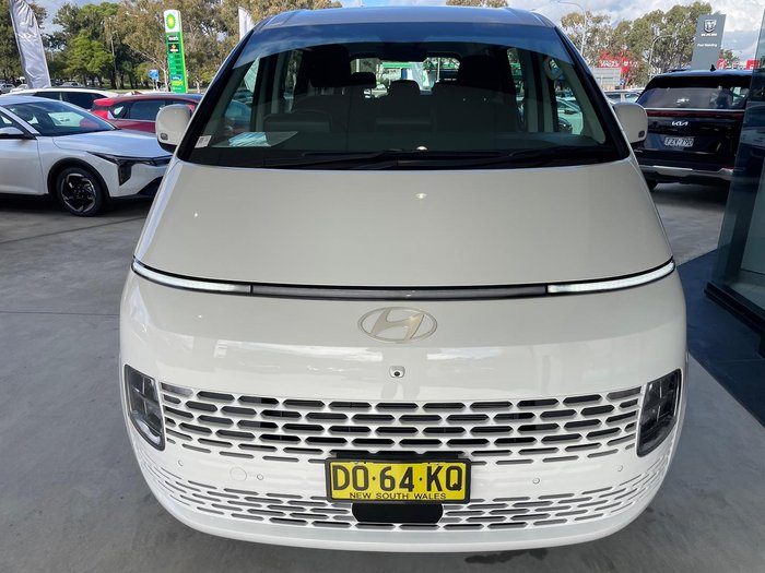 2025 Hyundai STARIA
