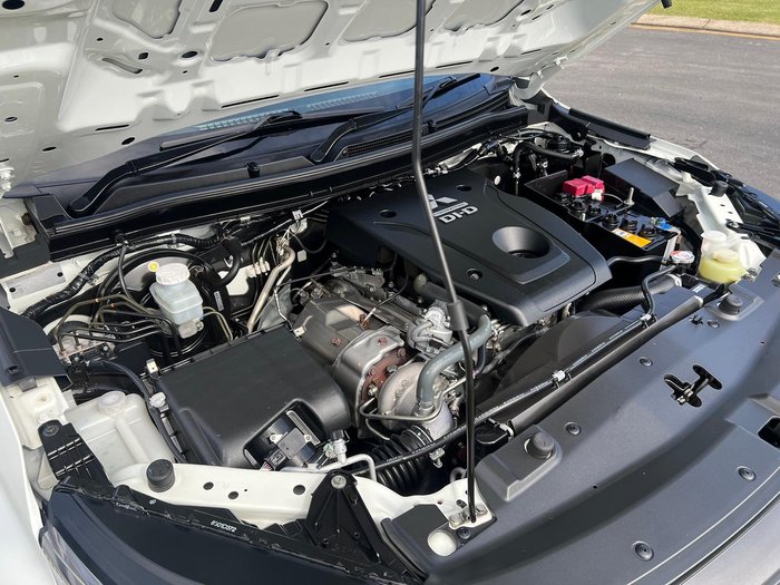 2023 Mitsubishi Triton GLX