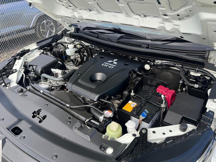 2023 Mitsubishi Triton GLX