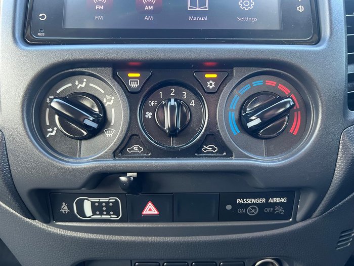 2023 Mitsubishi Triton GLX