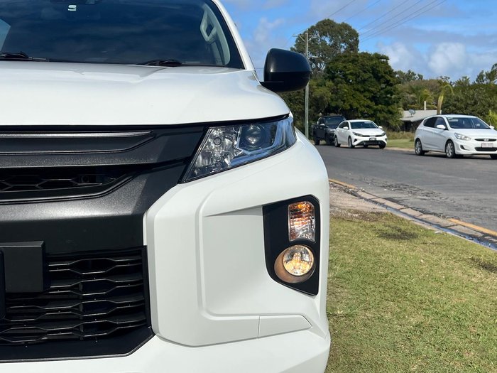 2023 Mitsubishi Triton GLX