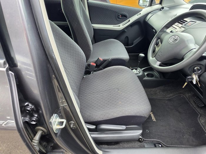 2008 Toyota Yaris YR