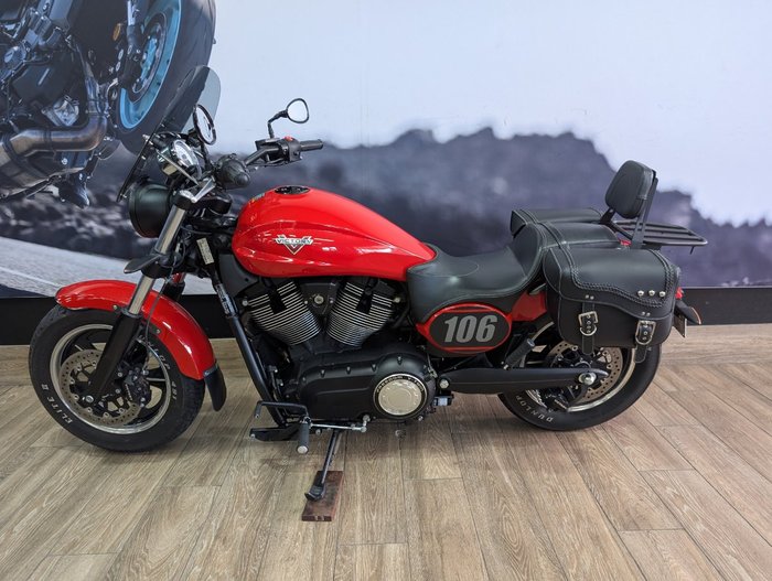 2014 VICTORY JUDGE RED