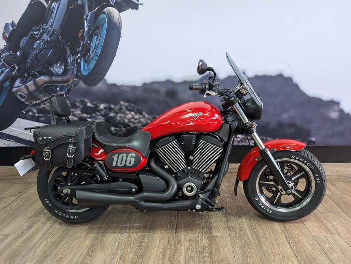 2014 VICTORY JUDGE RED