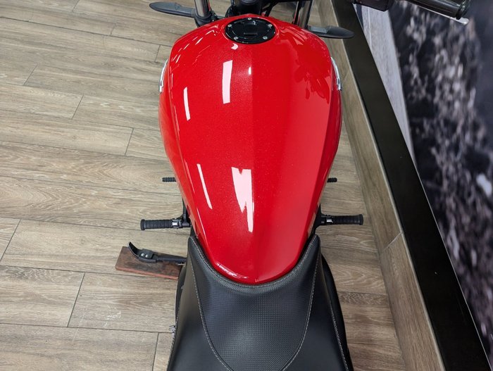 2014 VICTORY JUDGE RED