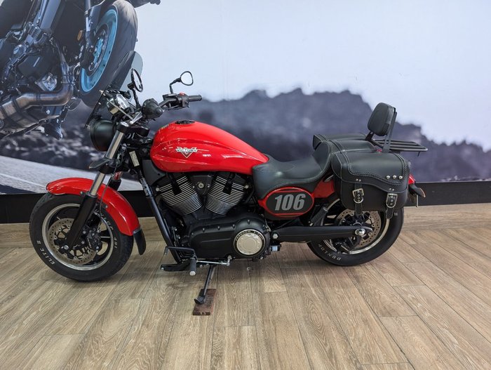 2014 VICTORY JUDGE RED