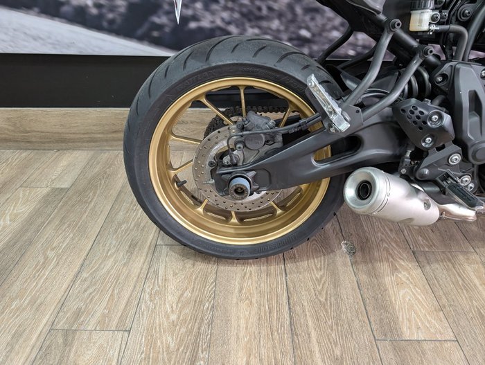 2020 Yamaha XSR700 RED