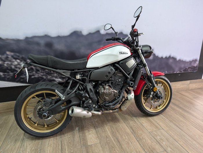 2020 Yamaha XSR700 RED