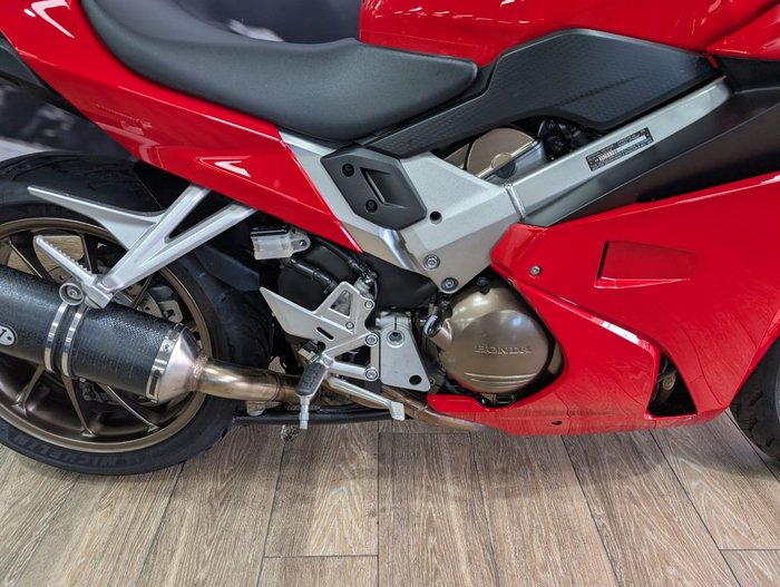 2014 Honda VFR800F (VFR800Fi) RED